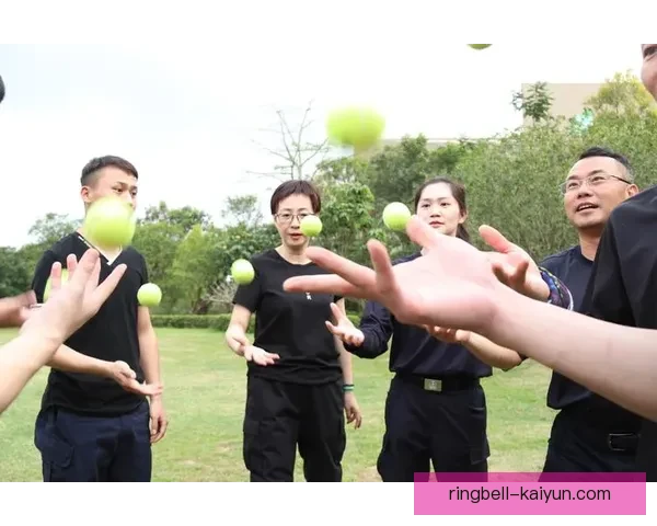 诺丁汉进攻套路展示团队配合与个人能力相结合的新趋势